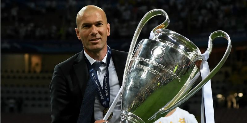 Zinedine Zidane: Huyền Thoại Bóng Đá